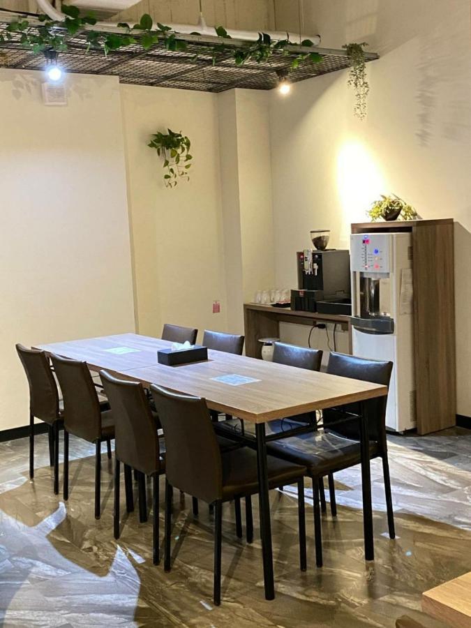 Hotel Brown - Chihkan Branch Tainan Exterior foto